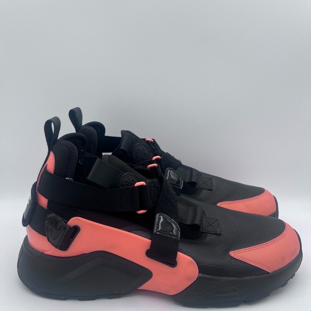 Nike Womens Air Huarache City Utility 'Black Total Orange' US 11.5 AQ0085-002